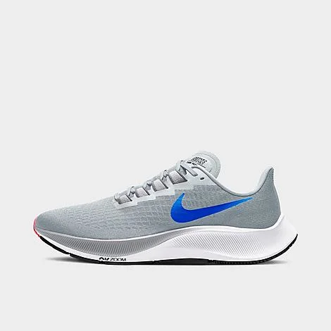 Nike Air Zoom Pegasus 37 in Grey