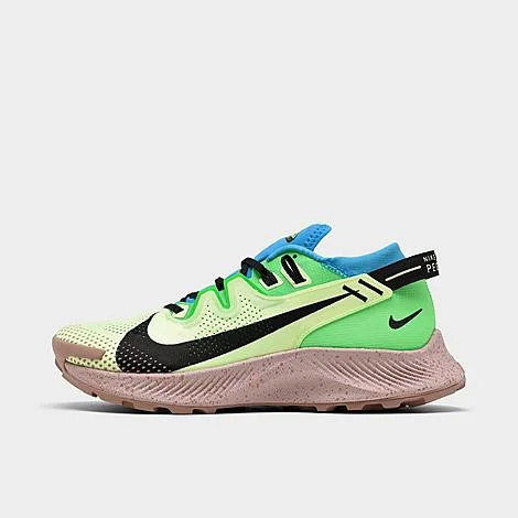 Nike Pegasus Trail 2 in Green