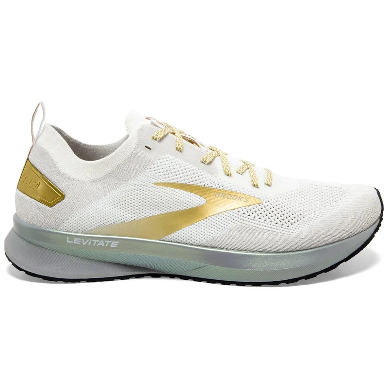 Brooks Levitate 4 in Victory