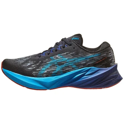 ASICS Novablast 3