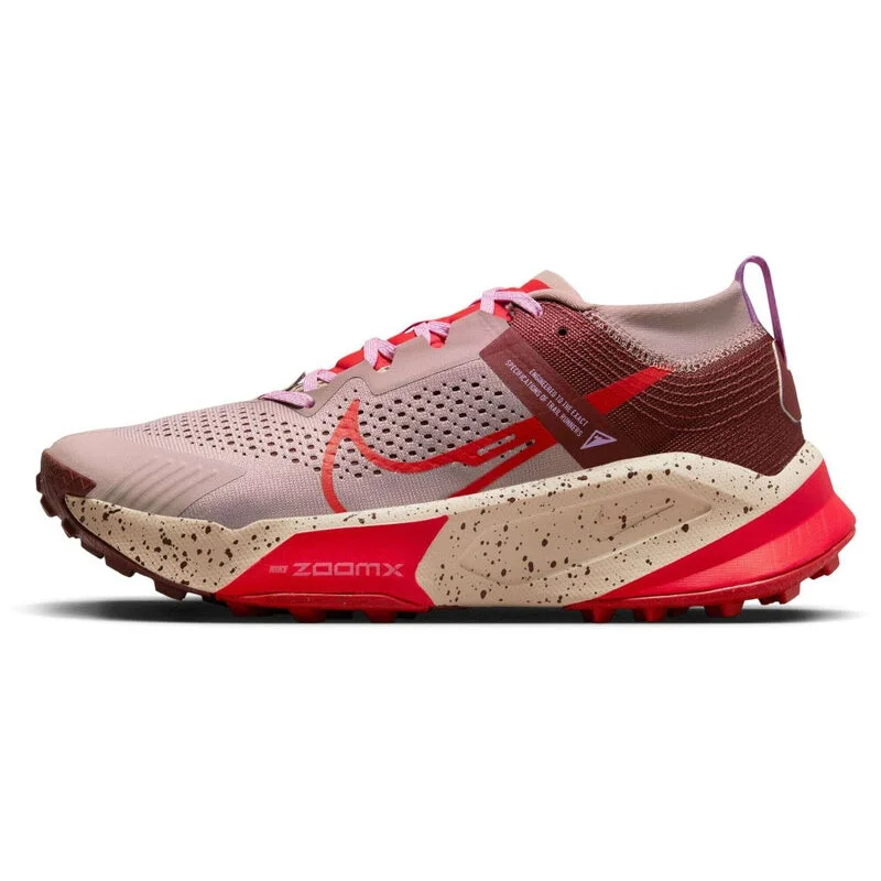 Nike ZoomX Zegama Trail in Tauperedpony