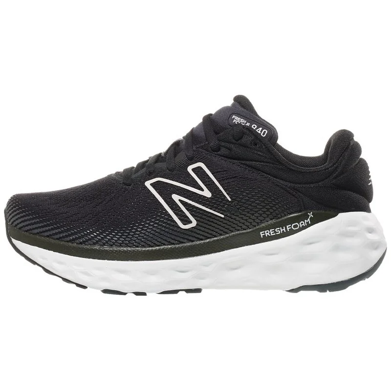 New Balance Fresh Foam X 840 v1 in Black