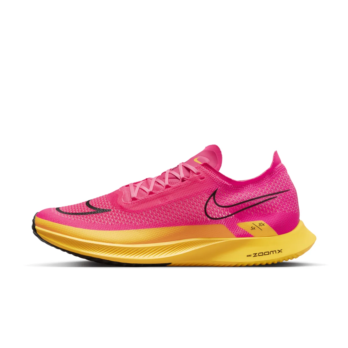 Nike ZoomX Streakfly in Pink