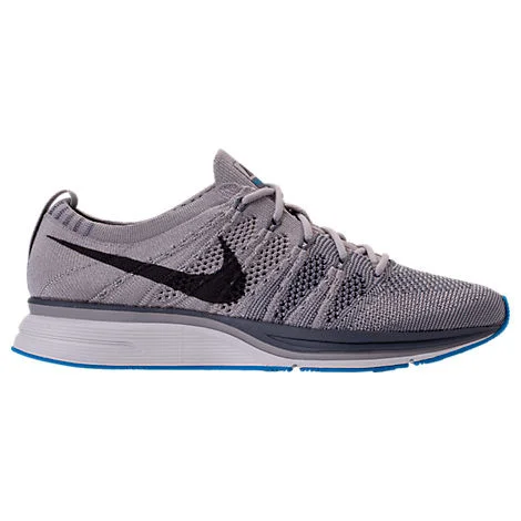 Nike Flyknit Trainer in Grey
