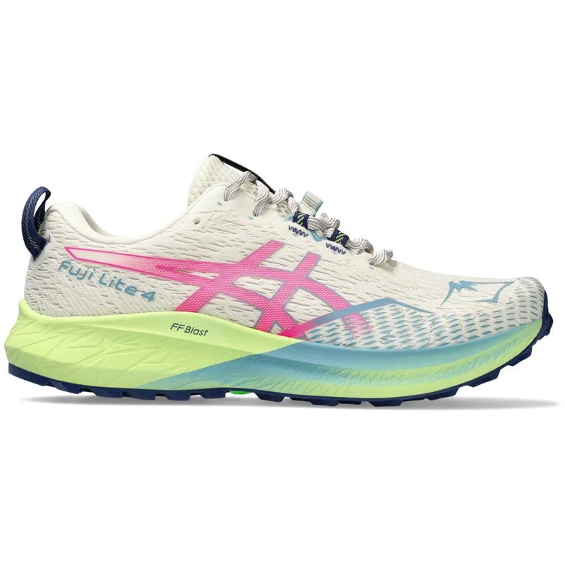 ASICS Fuji Lite 4 in Birch / Hot