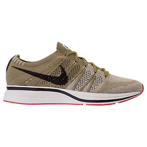 Nike Flyknit Trainer in Brown