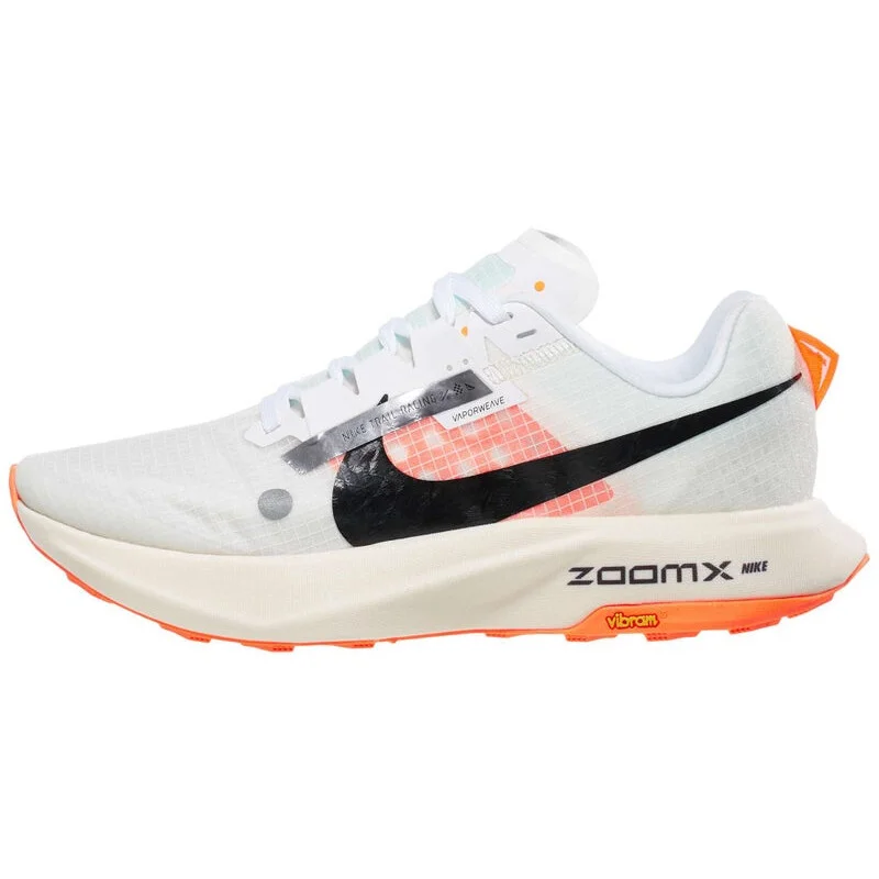 Nike Ultrafly Trail in Whiteblackorang