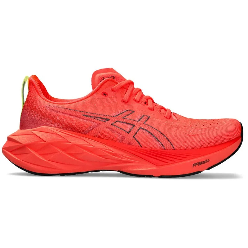 ASICS Novablast 4 in Sunrise