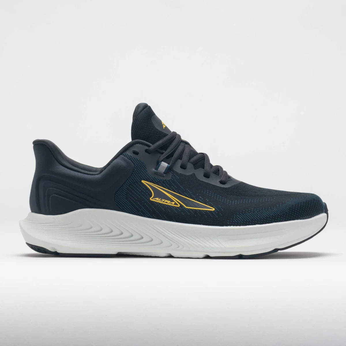 Altra Provision 8 in Black