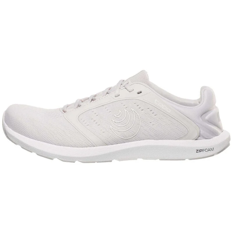 Topo Athletic ST-5 in Grey