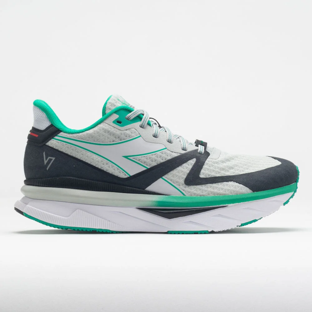 Diadora Atomo v7000 in Titanium