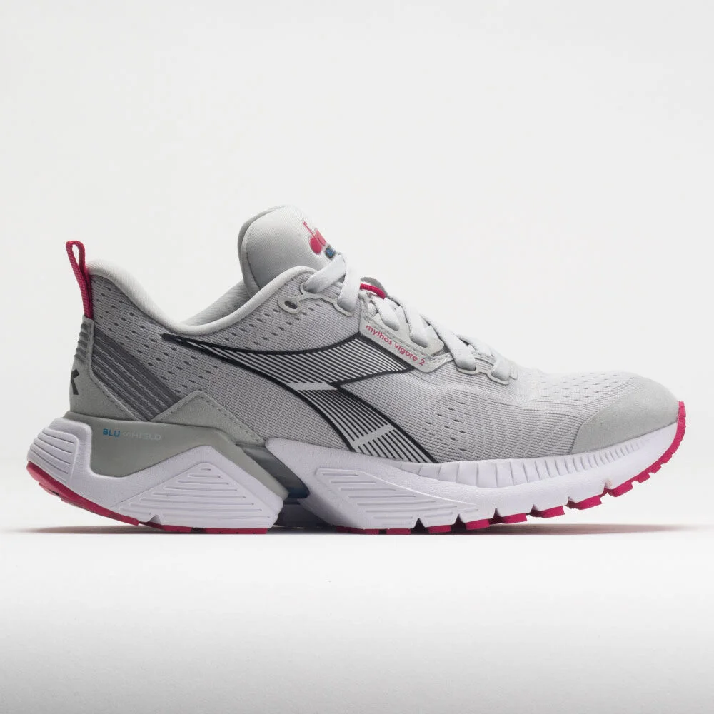 Diadora Mythos Blushield Vigore 2 in Silver