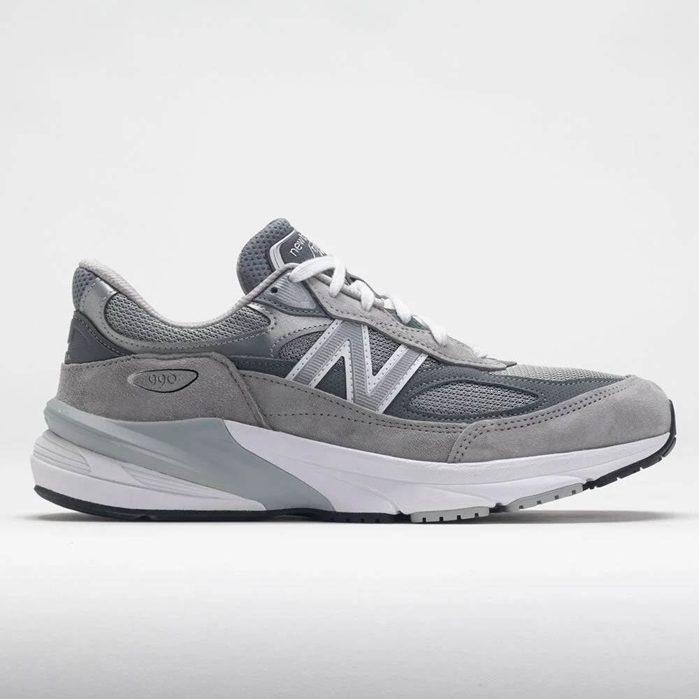 New Balance 990 v6 in Grey
