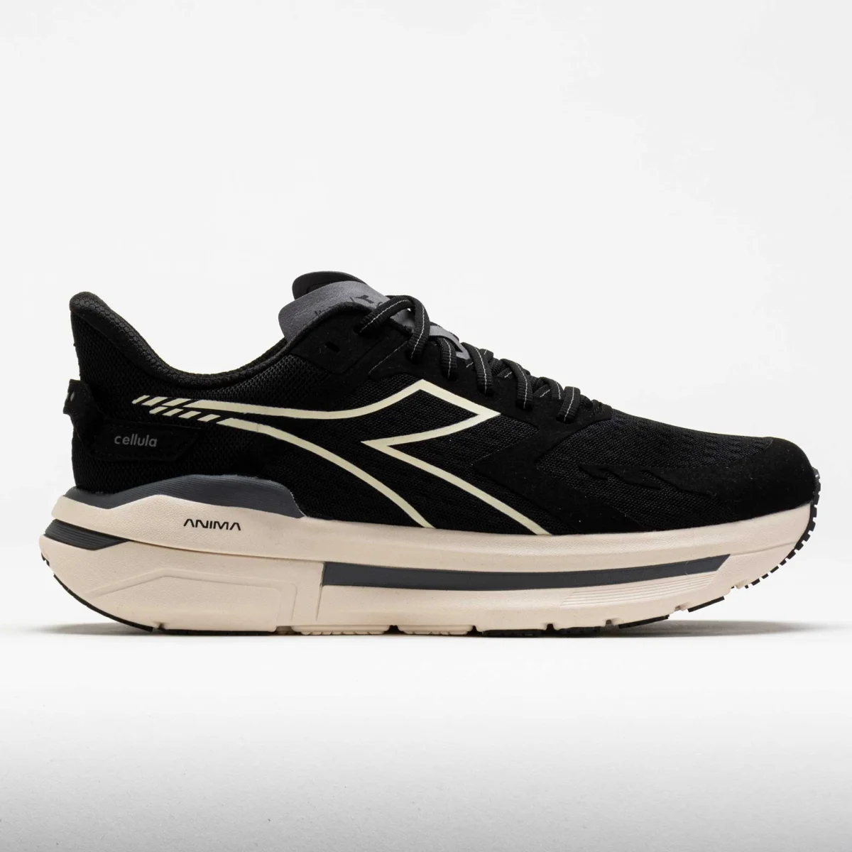 Diadora Cellula in Blackwhisper