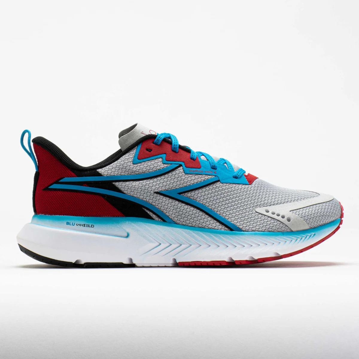 Diadora Mythos Blushield Volo 4 in Silver
