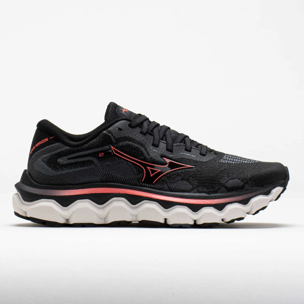 Mizuno Wave Horizon 7 in Blackdubarry