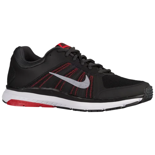 Nike Dart 12 in Black / University