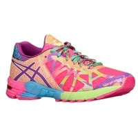 ASICS GEL-Noosa Tri 9 in Pinkpurpleiridescent