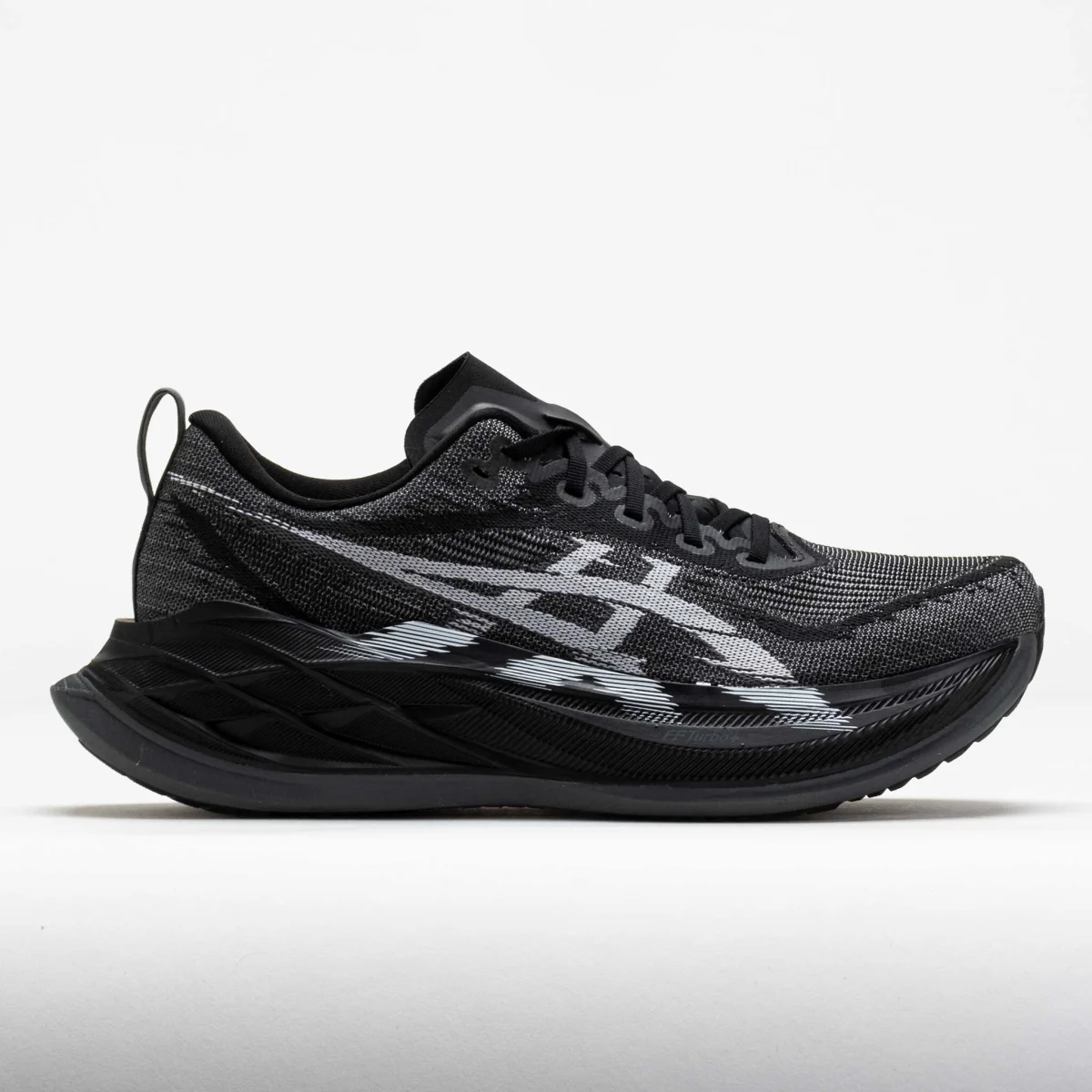 ASICS SUPERBLAST 2 in Black / White