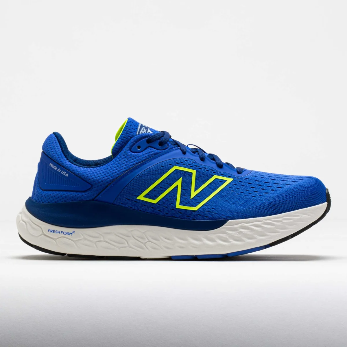New Balance 1540v4 in Marine