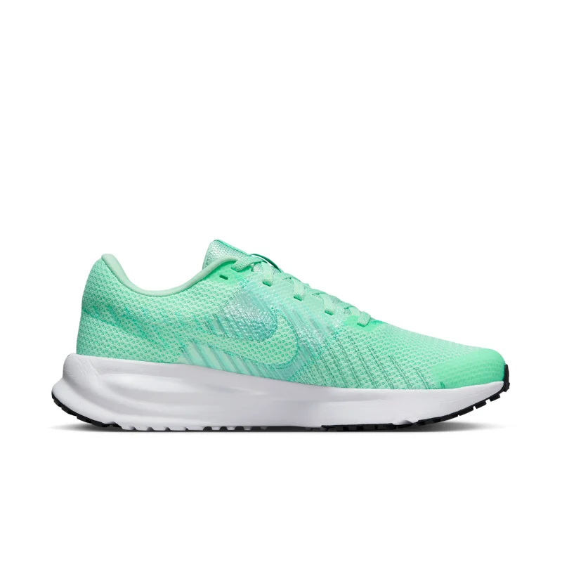 Nike Run Defy