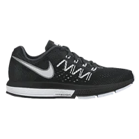 Nike Air Zoom Vomero 10 in Classic
