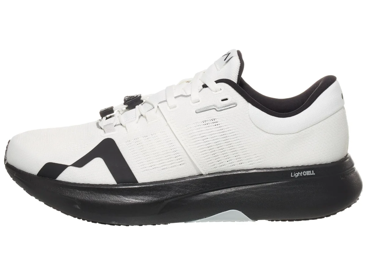 Mount to Coast R1 in White / Black