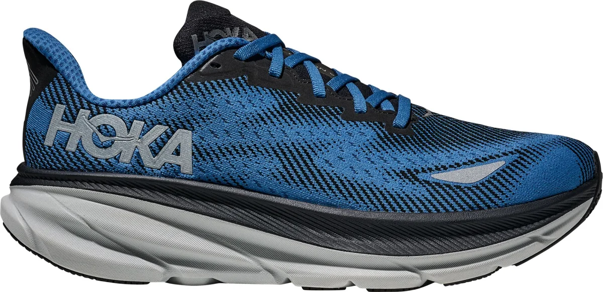 HOKA Clifton 9 in Black / Foggy Night