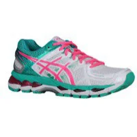 ASICS GEL-Kayano 21 in White / Hot