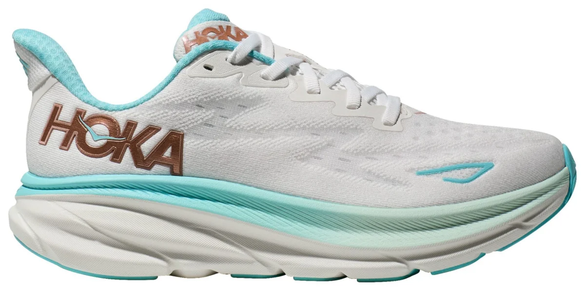 HOKA Clifton 9 in Frost / Rose Gold