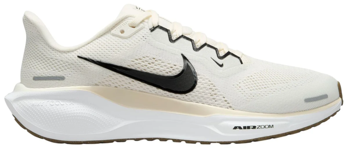 Nike Pegasus 41 in Sail / Black