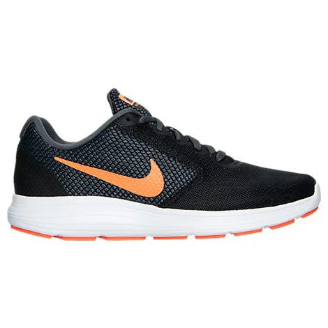 Nike Revolution 3 in Black / Orange