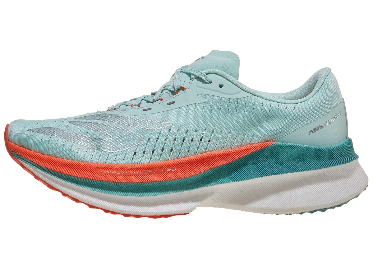 SKECHERS Performance Aero Razor in Turquoise / Coral