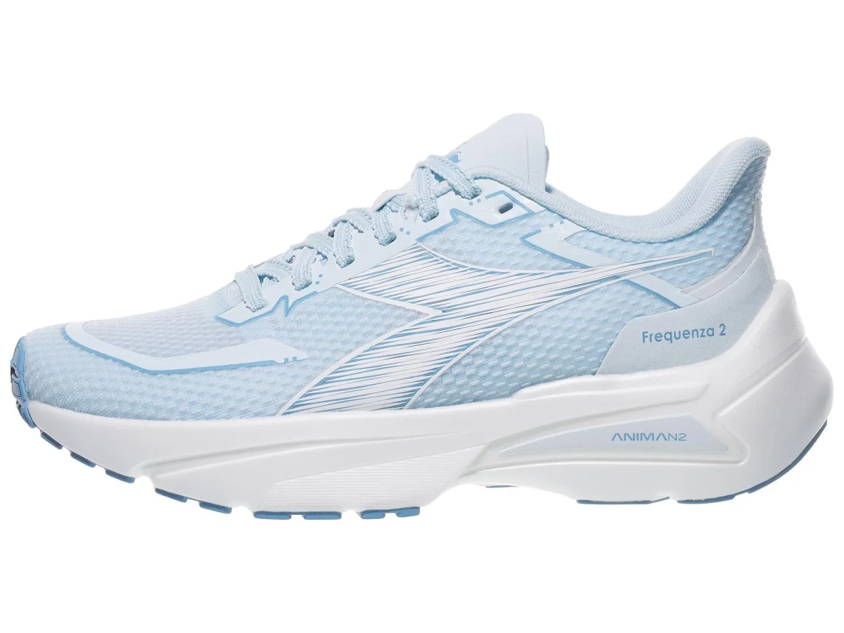 Diadora Frequenza 2 in Light Lake / White