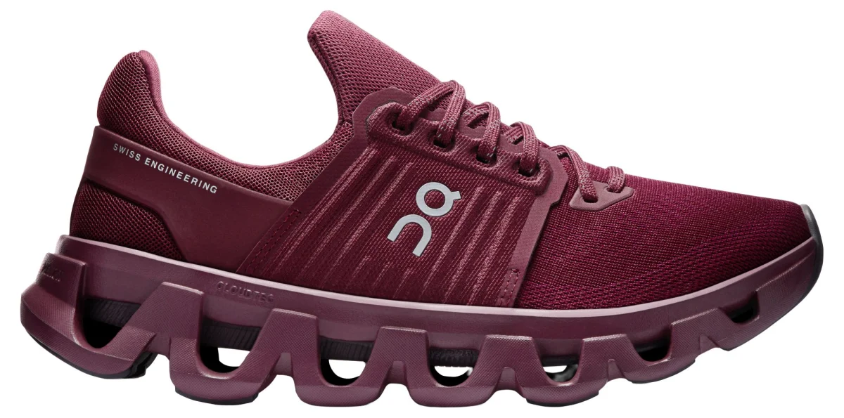 On Cloudswift Ad in Maroon