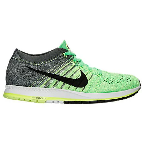 Nike Zoom Streak 6 in Green