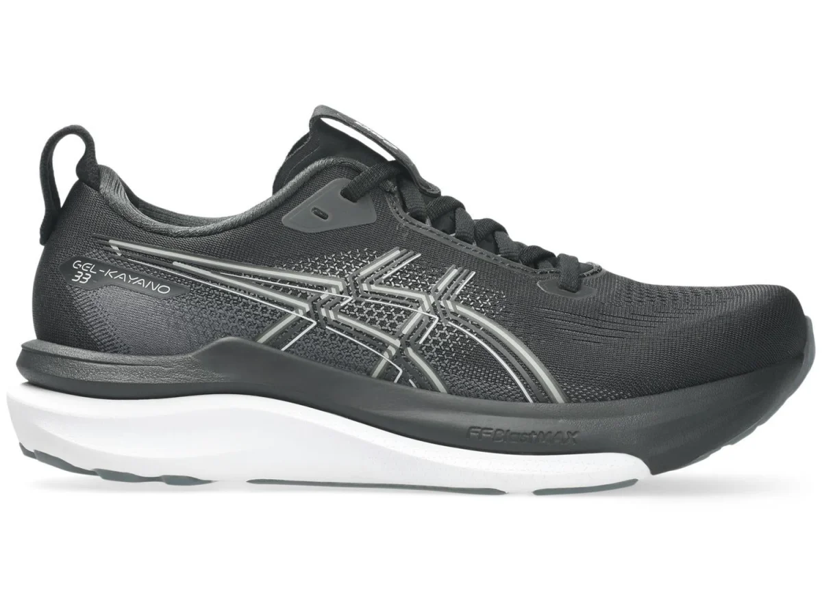 ASICS Kayano 33 in Black / White