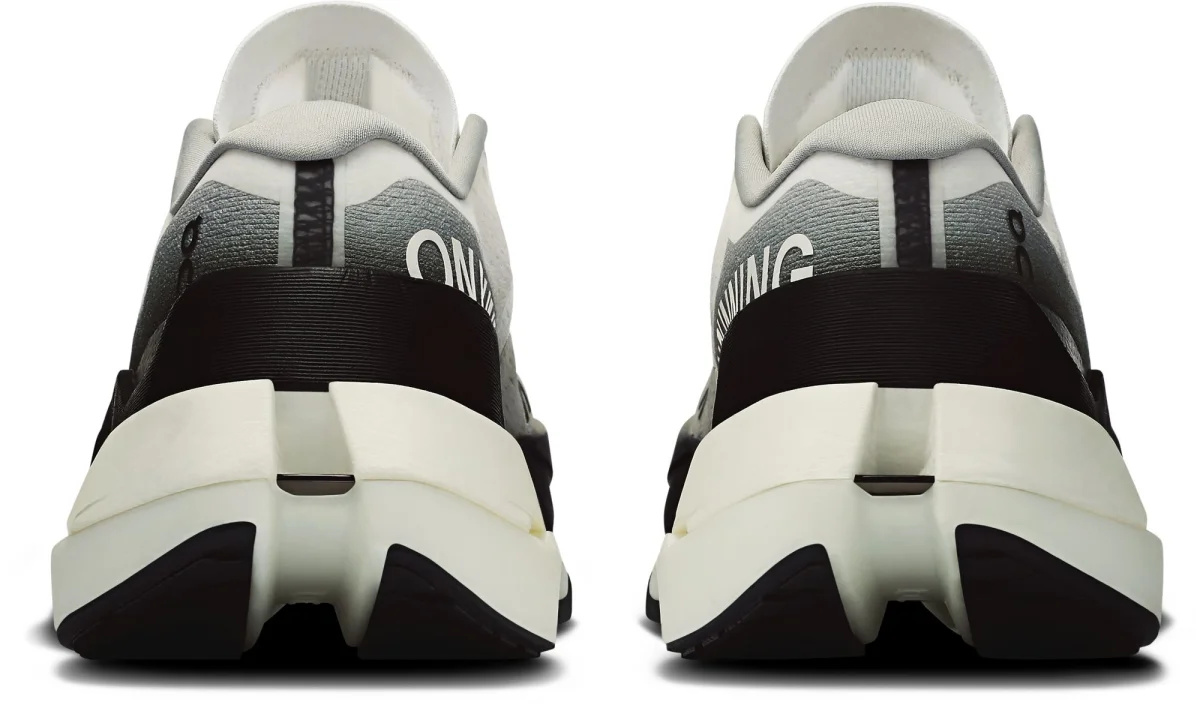 On Cloudboom Max in White / Black