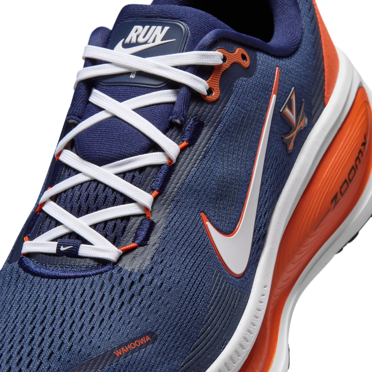 Nike Vomero 18(Virginia) in Blue