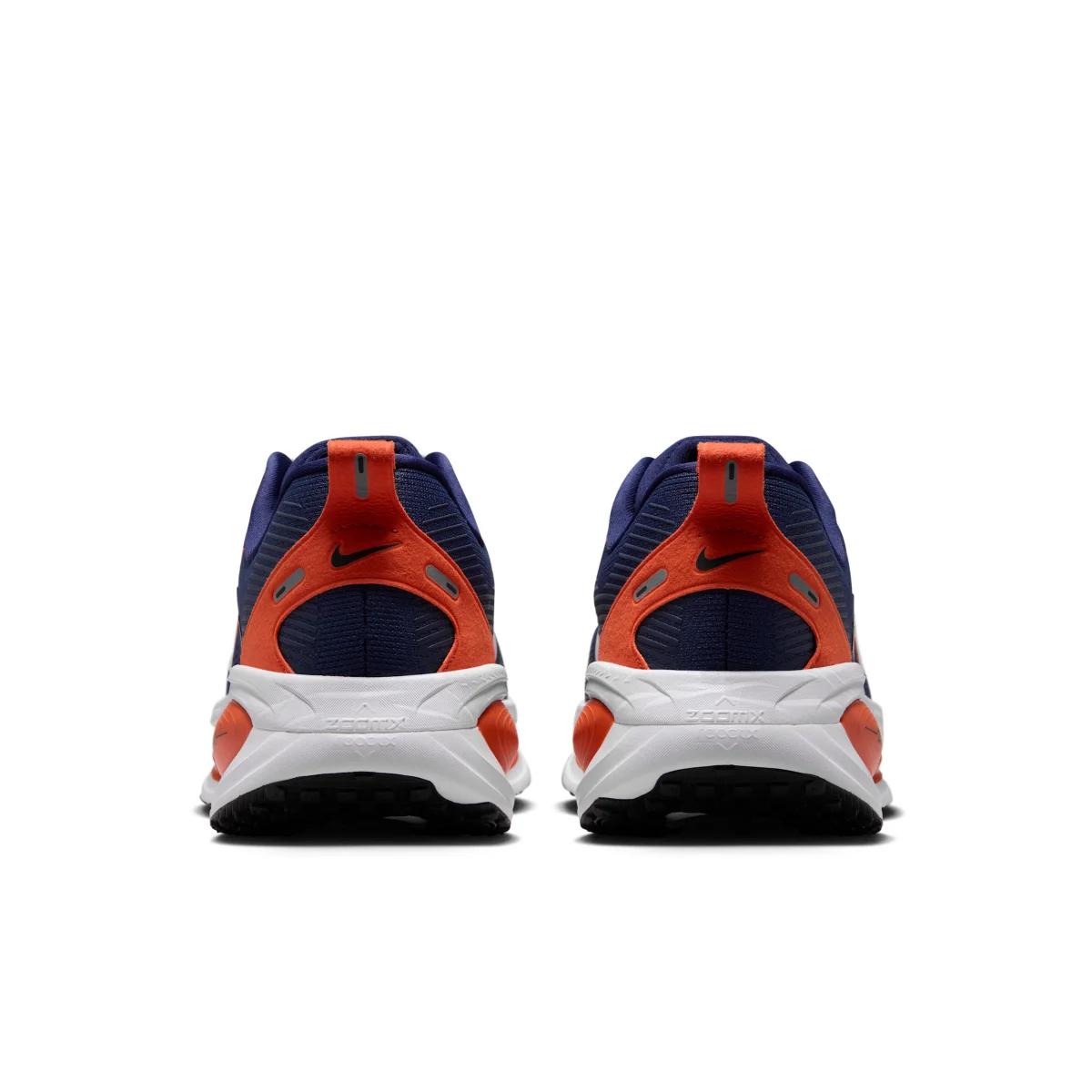 Nike Vomero 18(Virginia) in Blue