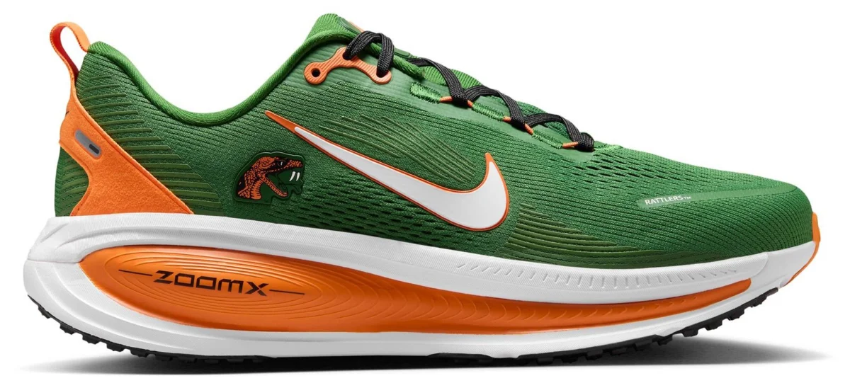 Nike Vomero 18( A M) in Fortress Green / Whitemandarin