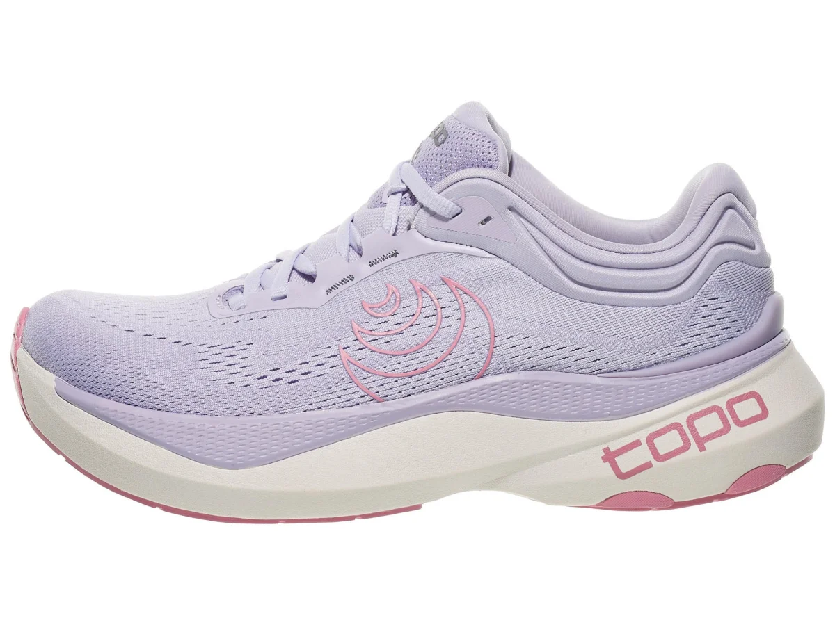 Topo Athletic Aura 2 in Purple / White