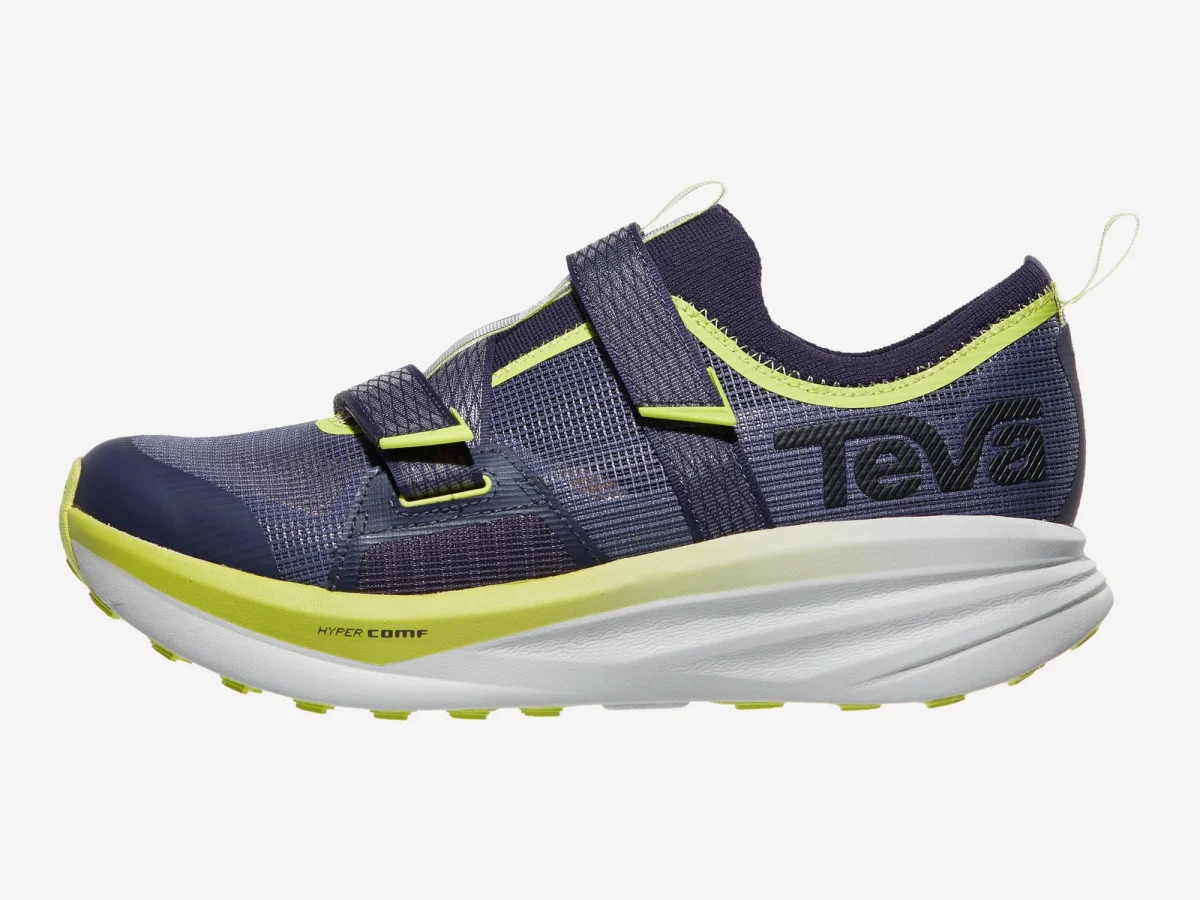 Teva Aventrail R2t in Navy / Multi