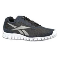 Reebok RealFlex in Blackcarbonwhite