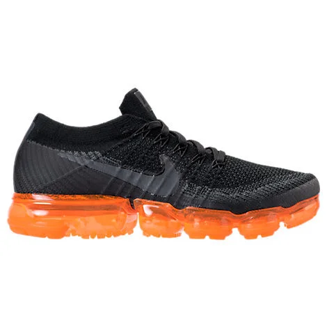 Nike Air VaporMax in Black / Orange