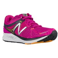 New Balance Vazee Prism in Pink / Black