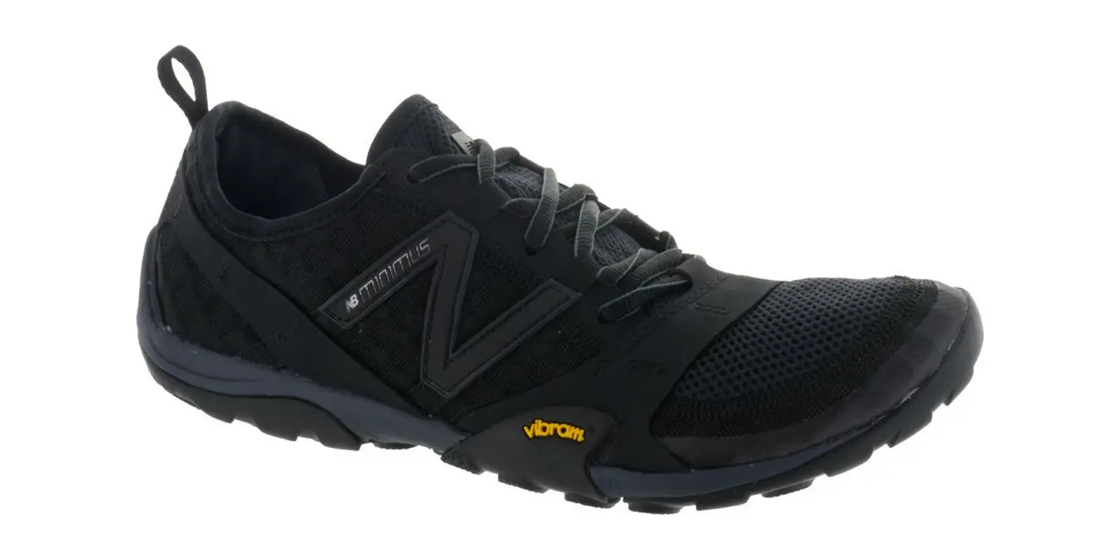 New Balance Minimus 10 in Black / Silver