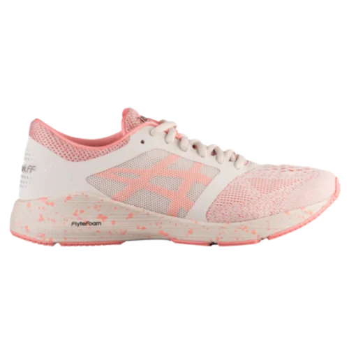 ASICS Roadhawk FF in Cherryblossombirch