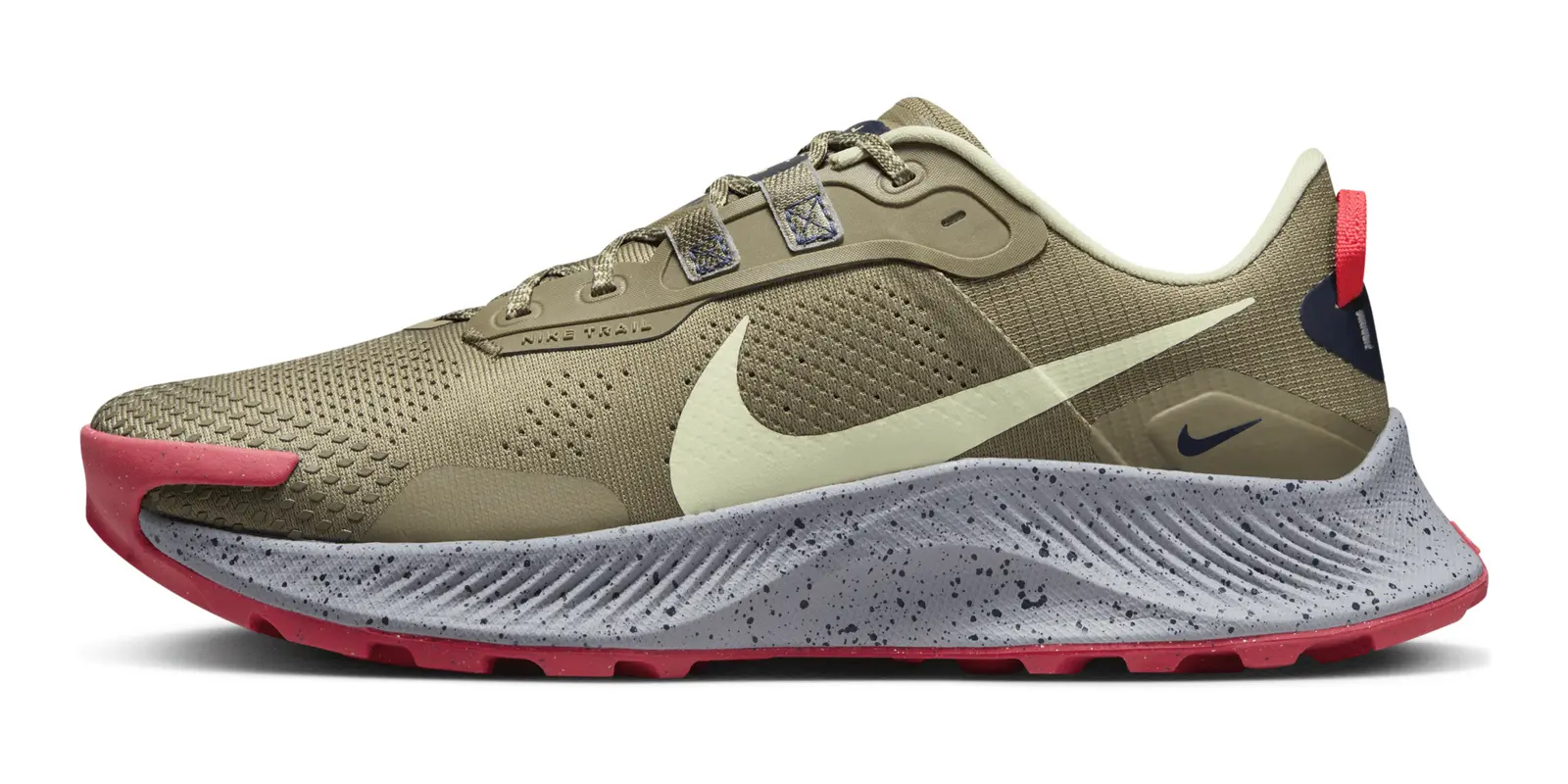 Nike Pegasus Trail 3 in Grey
