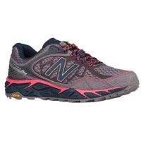 New Balance Leadville v3 in Grey / Pink